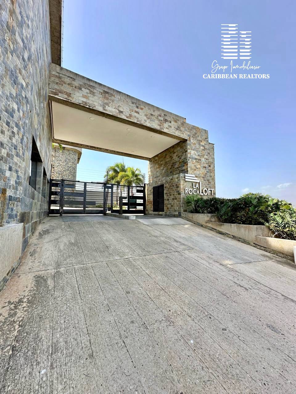 En Venta Apartamento, Ubicado En El Conjunto Residencial La Roca Loft RUBI