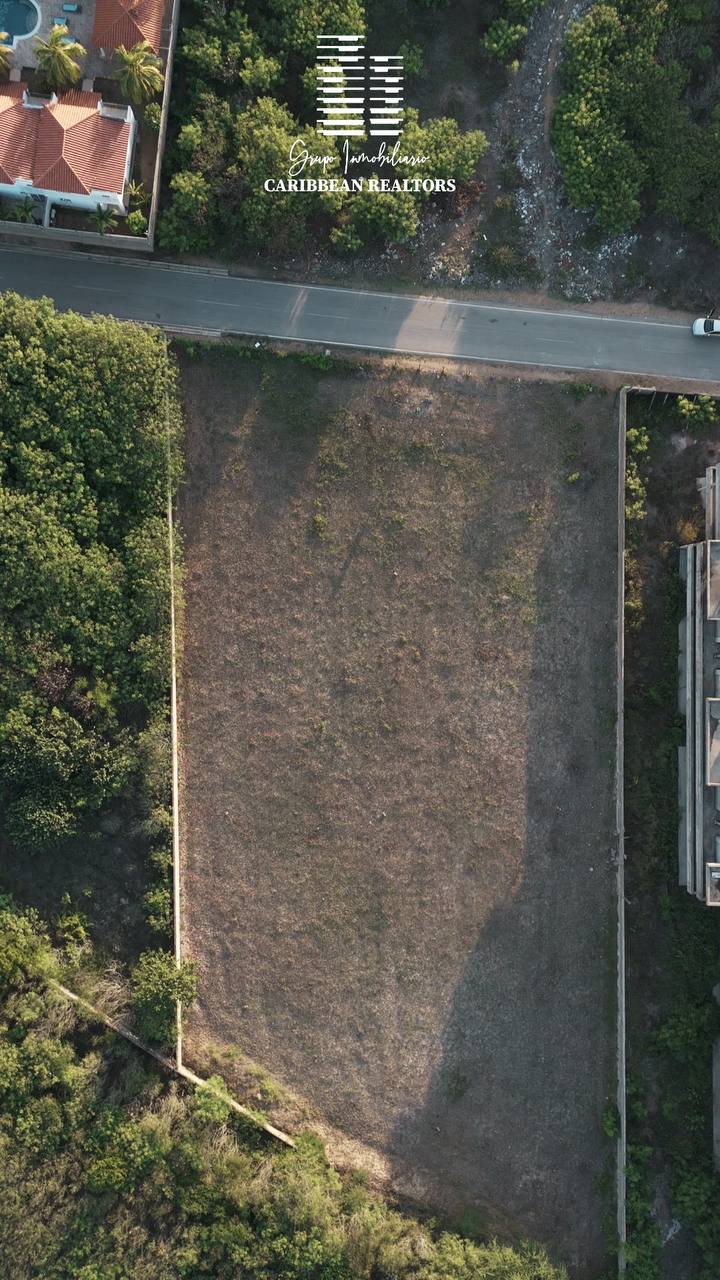 En Venta Terreno, Ubicado En Una Zona De Interes Turistico. 