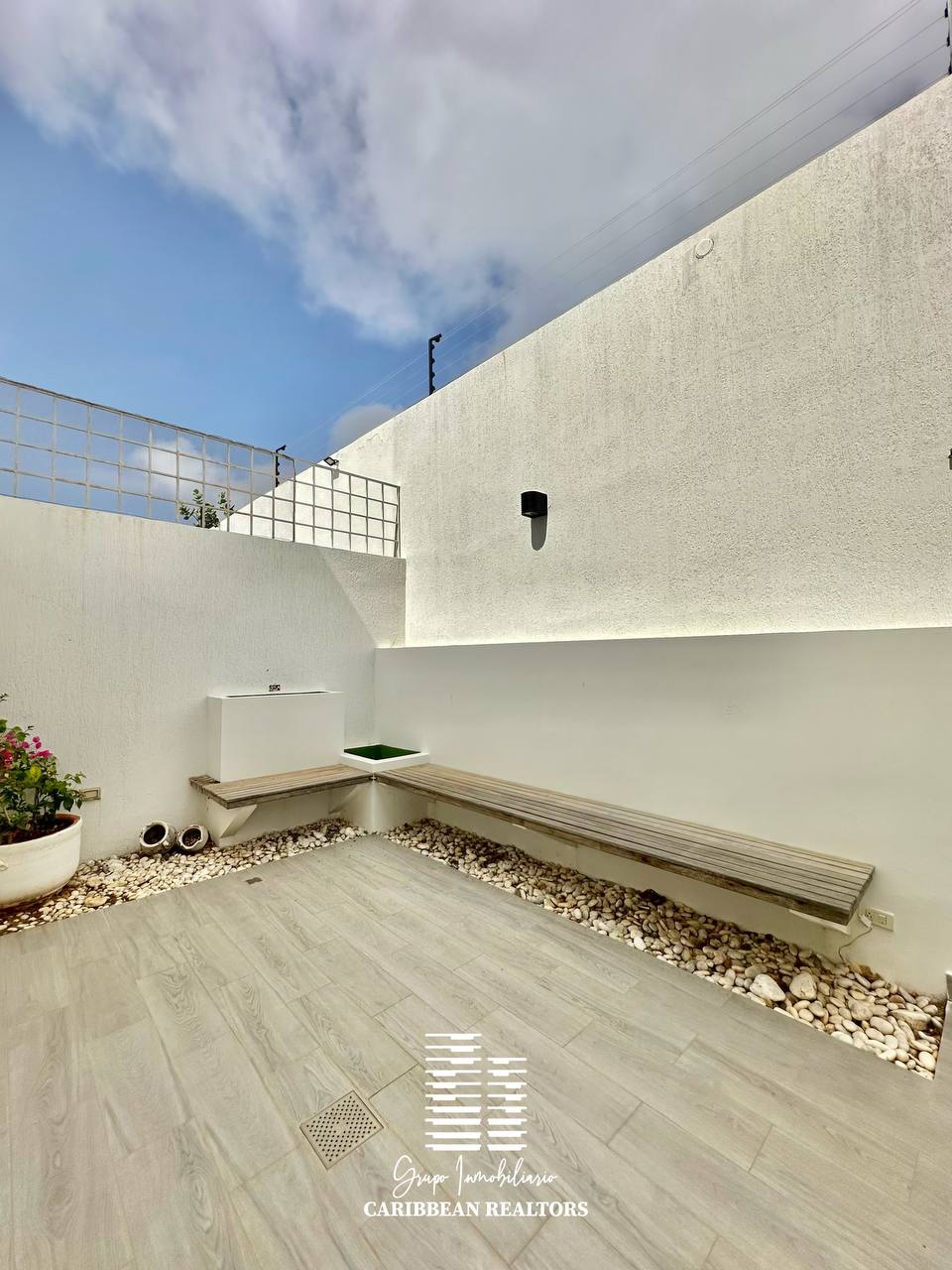 En Venta Hermosa Casa, Ubicado En El Exclusivo Conjunto Residencial Majestic Village