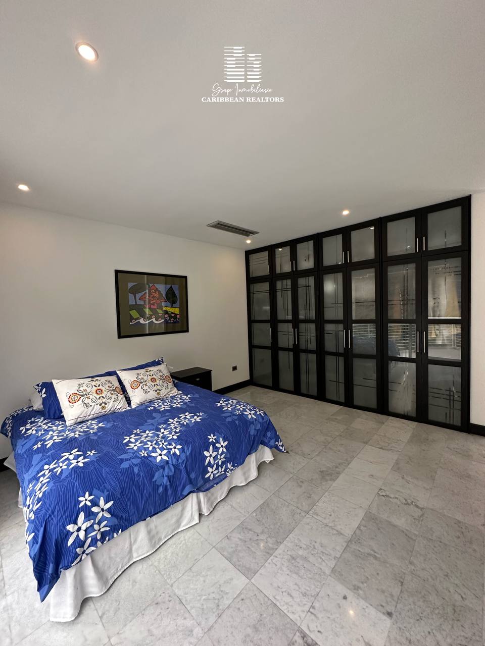 En Venta Casa Quinta, Con Arquitectura Vanguardista, Ubicada En Paraíso