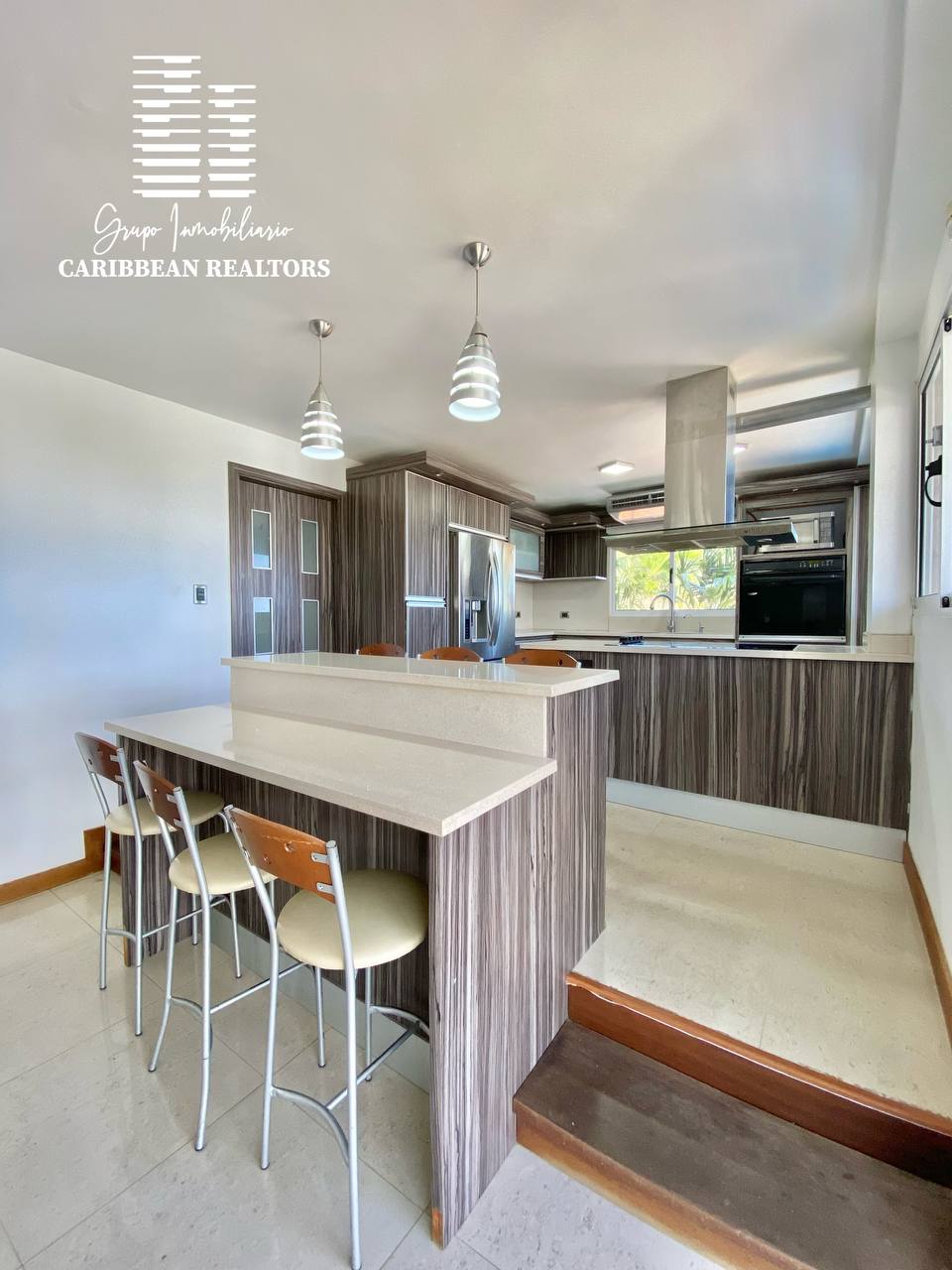 En Venta Casa Quinta, En La Urbanizacion Paraíso 1