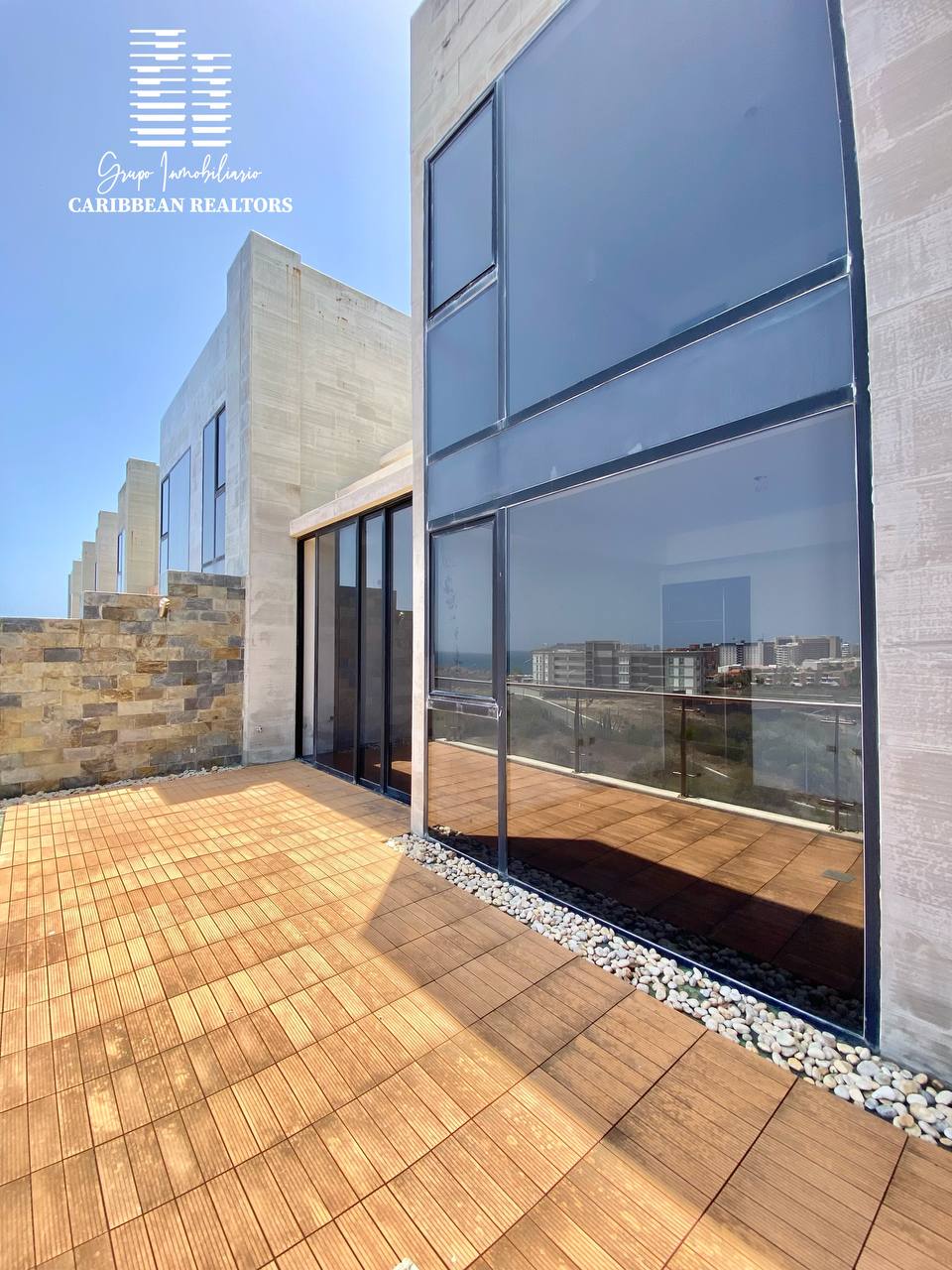 En Venta Apartamento, Ubicado En El Conjunto Residencial La Roca Loft TOPACIO