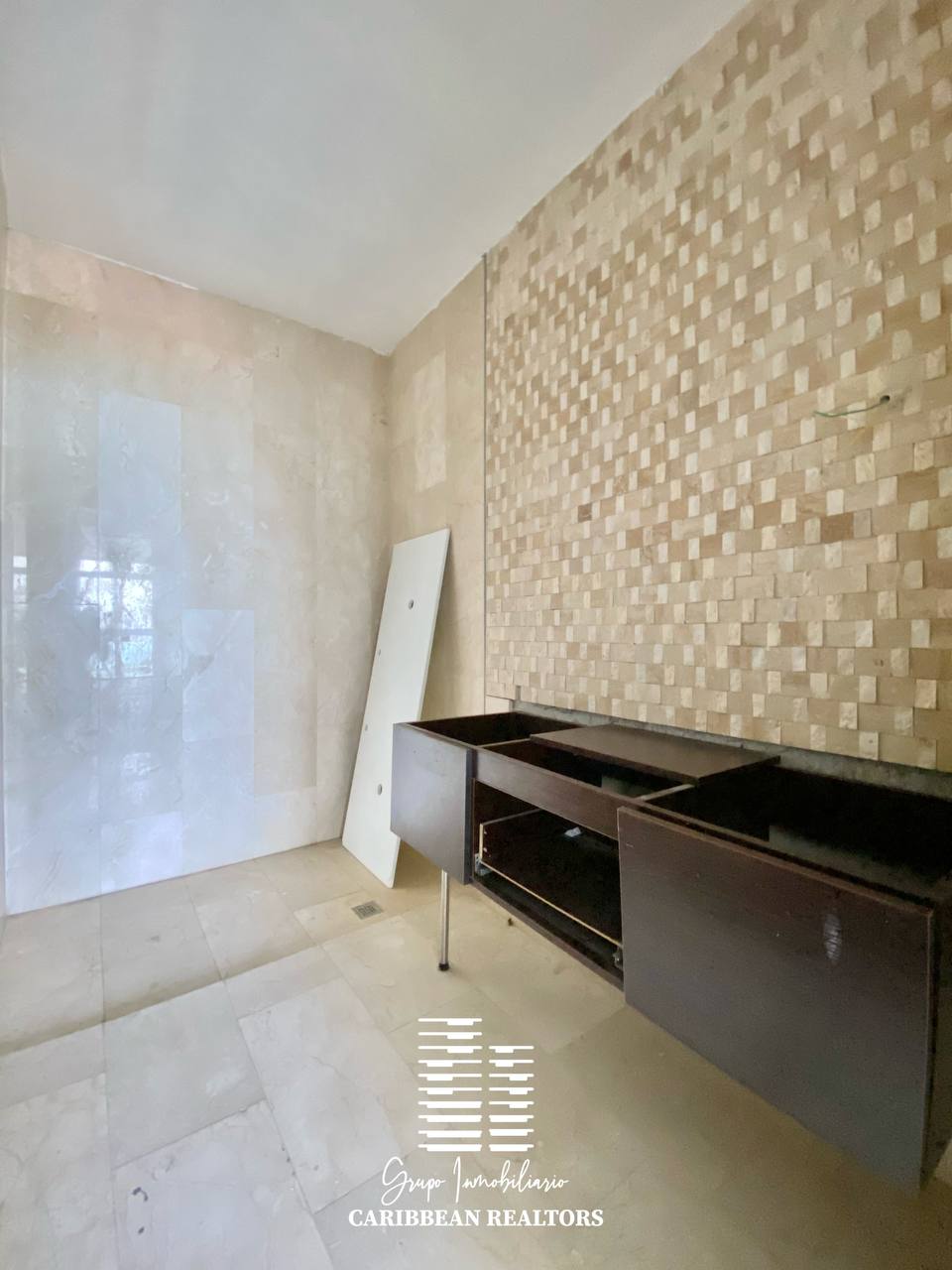 En Venta Apartamento, Ubicado En El Conjunto Residencial La Roca Loft  ESMERALDA 3A