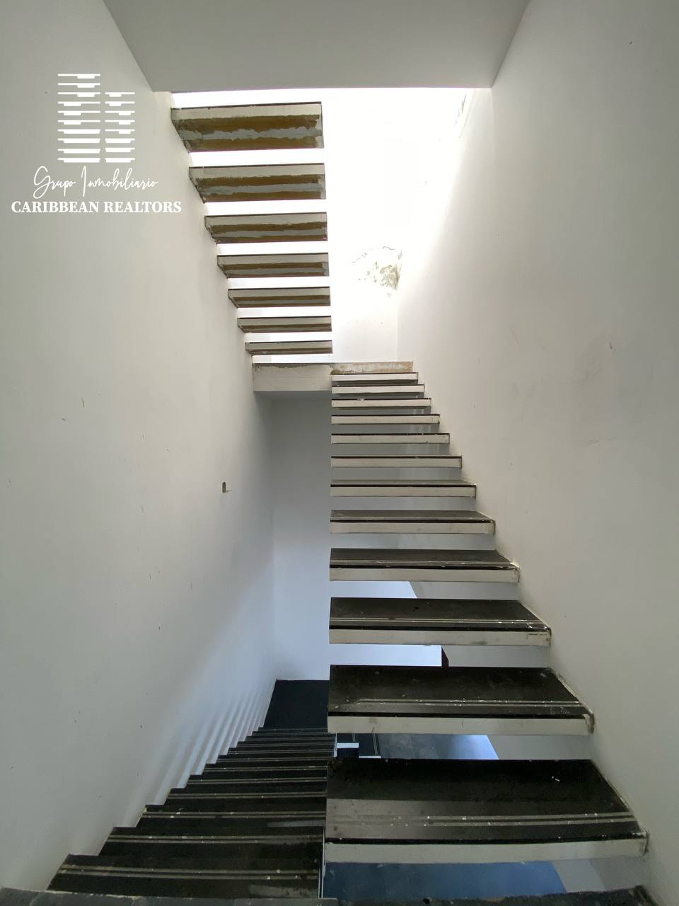 En Venta Apartamento, Ubicado En El Conjunto Residencial La Roca Loft  ESMERALDA 3A
