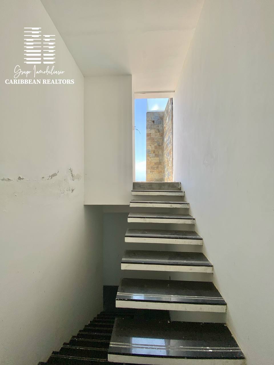 En Venta Apartamento, Ubicado En El Conjunto Residencial La Roca Loft  ESMERALDA 3A