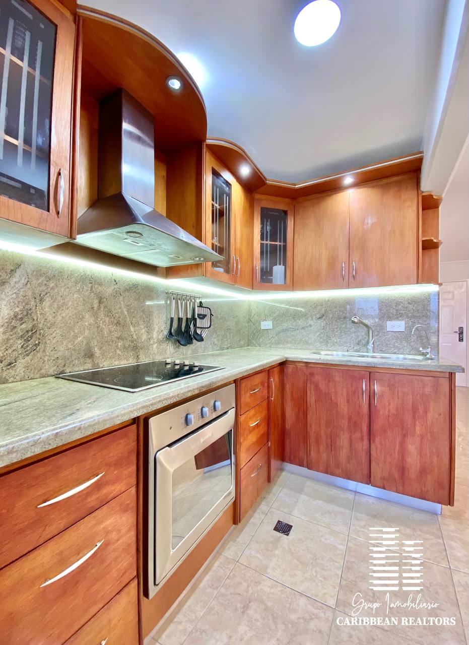 EN ALQUILER COMODO APARTAMENTO EN EL CONJ RESD ARCHIPIELAGO GARDEN. PLAYA EL ANGEL