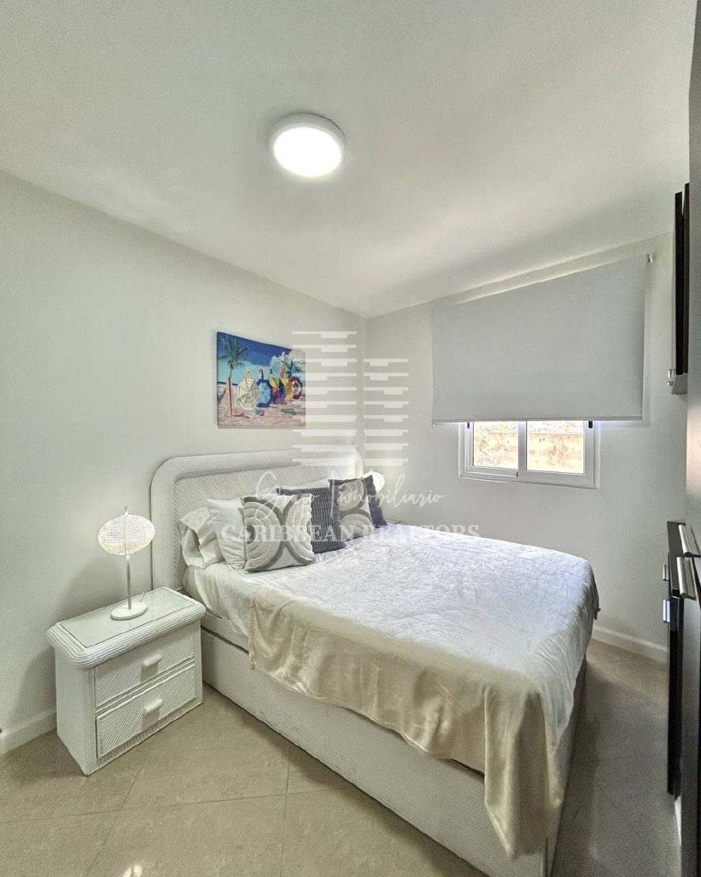 EN VENTA APARTAMENTO EN EL CONJUNTO RESIDENCIAL BLUE BAY SUITES. PLAYA MORENO. PAMPATAR.