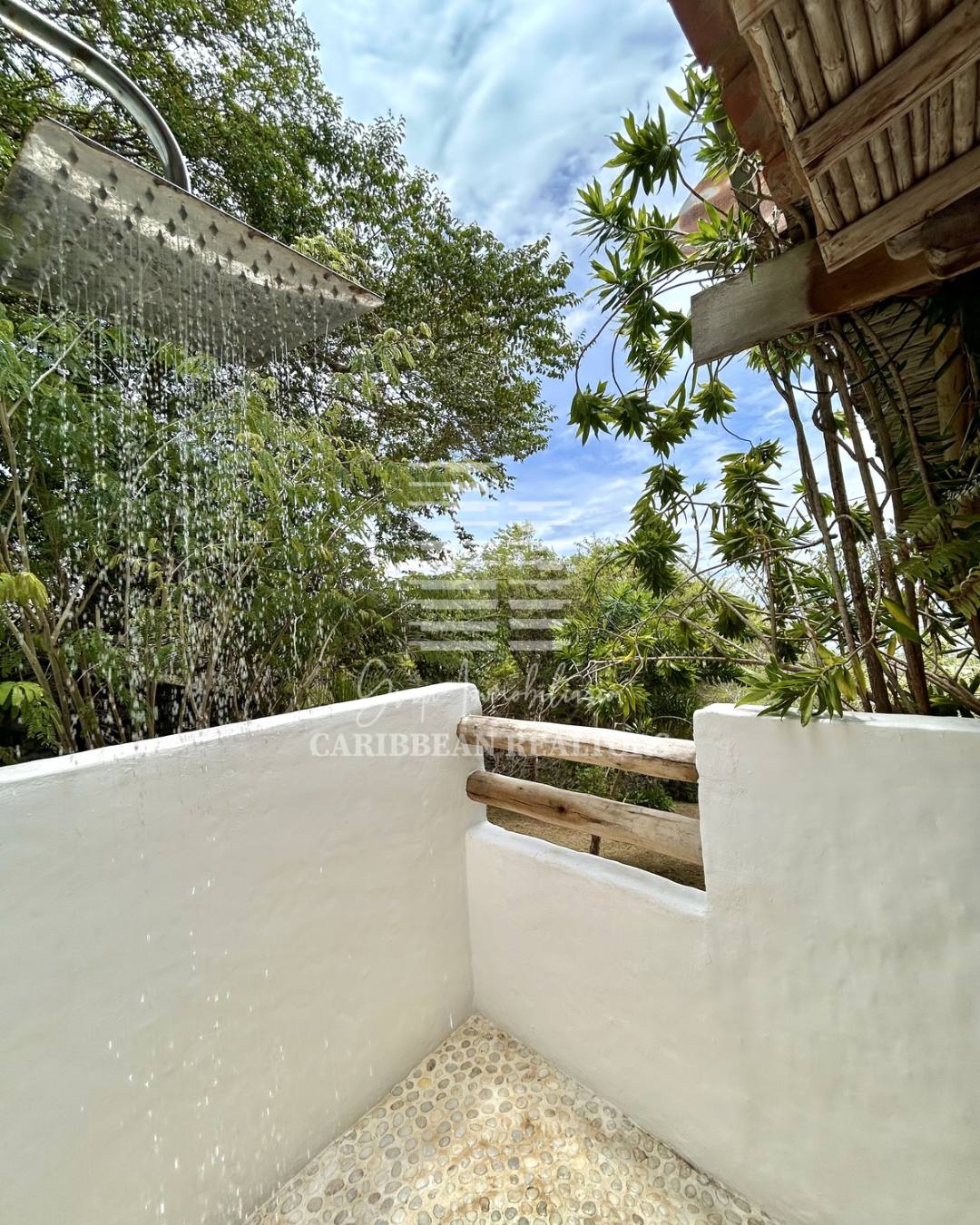 EN VENTA HERMOSO RANCHO DE CHANA EN LA EXCLUSIVA ZONA DE GUARAME. 
