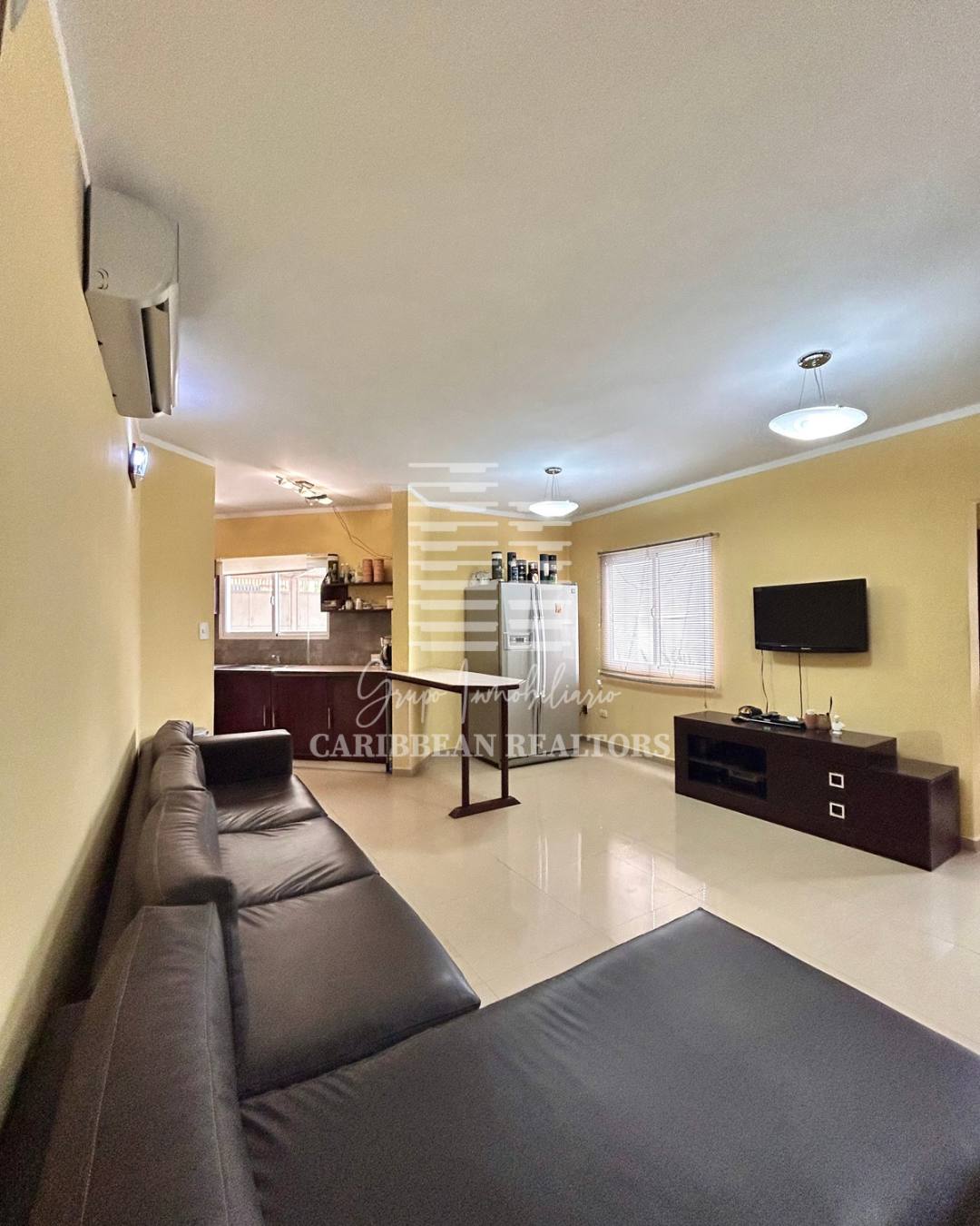 EN VENTA DOS TOWNHOSES EN LA ZONA RESIDENCIAL DE EL YAQUE. 